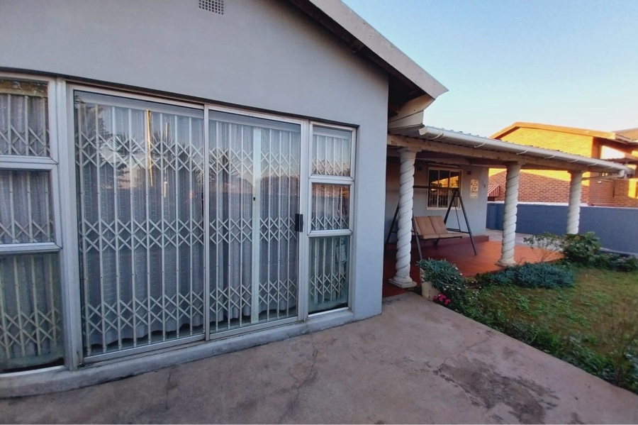 4 Bedroom Property for Sale in Clayfield KwaZulu-Natal