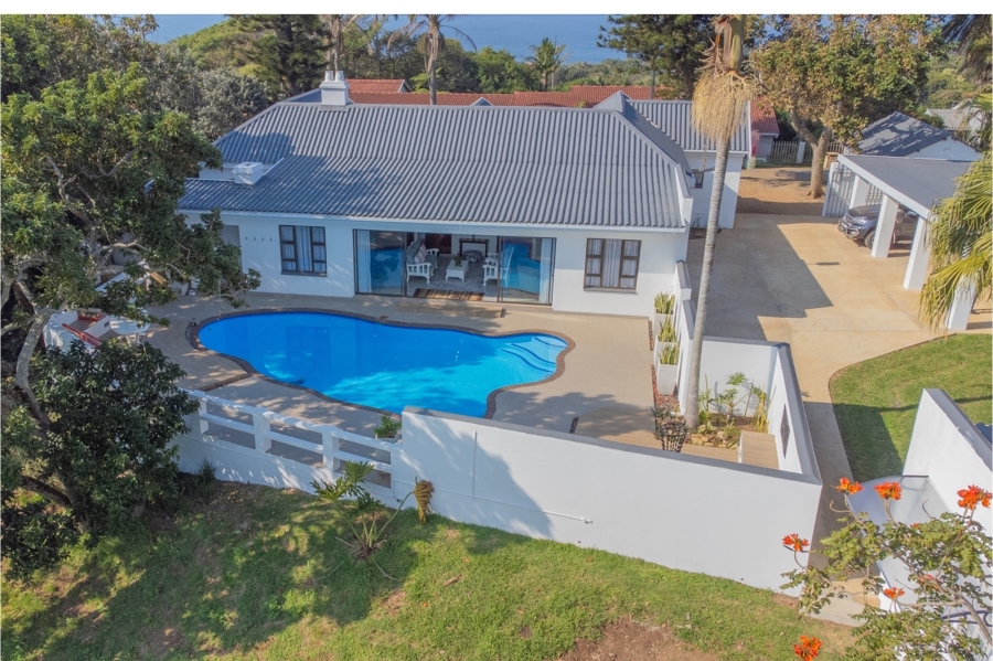 4 Bedroom Property for Sale in Port Edward KwaZulu-Natal