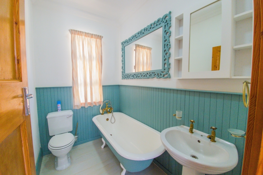 4 Bedroom Property for Sale in Port Edward KwaZulu-Natal