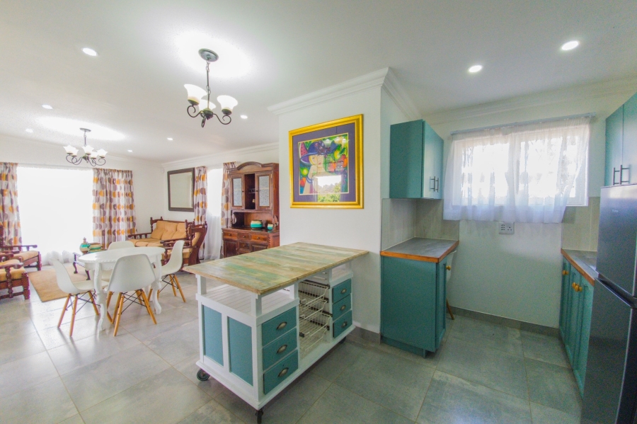4 Bedroom Property for Sale in Port Edward KwaZulu-Natal