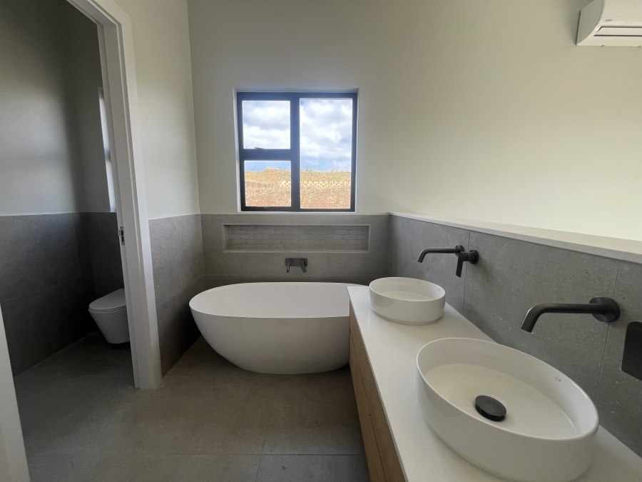 4 Bedroom Property for Sale in Springvale Country Estate KwaZulu-Natal