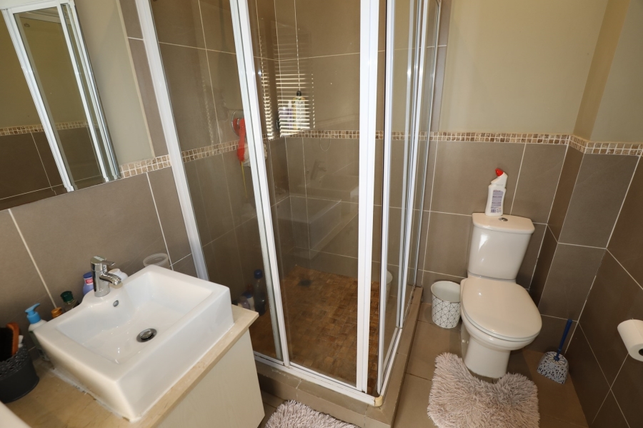 3 Bedroom Property for Sale in Kindlewood Estate KwaZulu-Natal