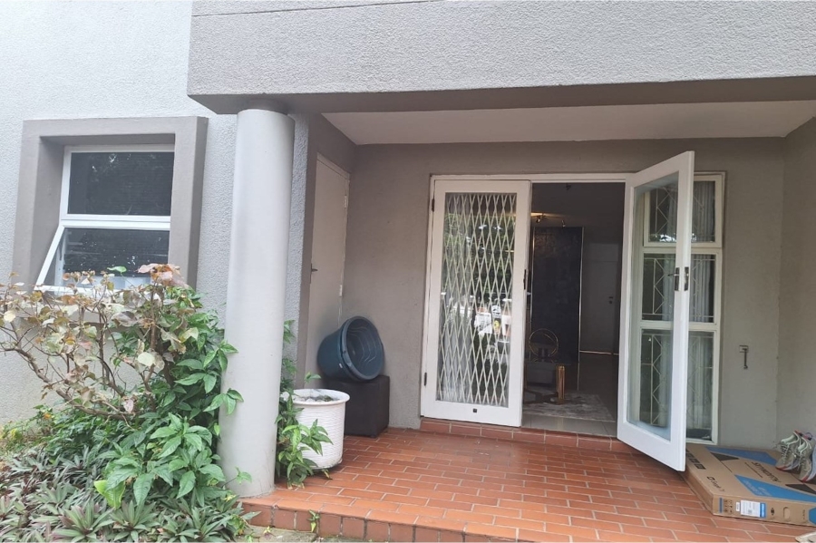 2 Bedroom Property for Sale in Essenwood KwaZulu-Natal