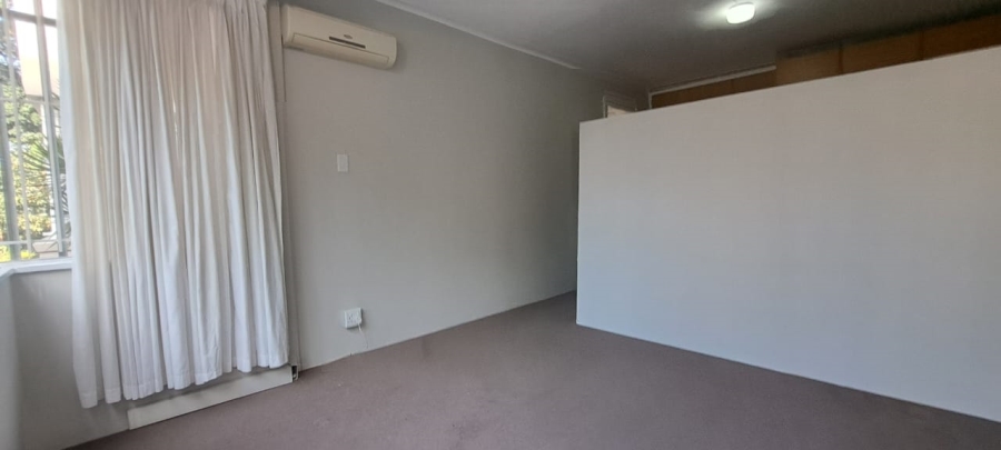 1 Bedroom Property for Sale in Glenwood KwaZulu-Natal