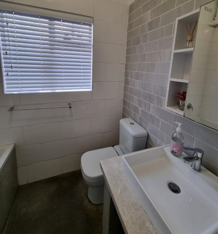 1 Bedroom Property for Sale in Glenwood KwaZulu-Natal