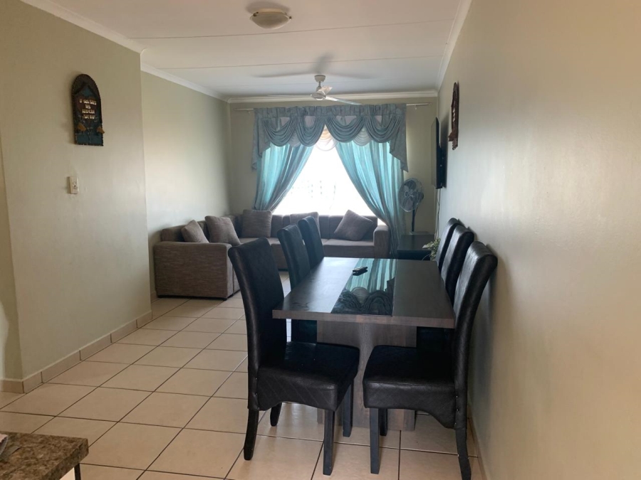 2 Bedroom Property for Sale in Empangeni Central KwaZulu-Natal