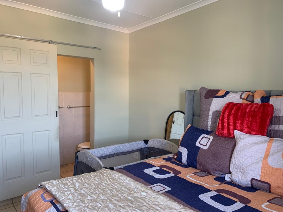 2 Bedroom Property for Sale in Empangeni Central KwaZulu-Natal