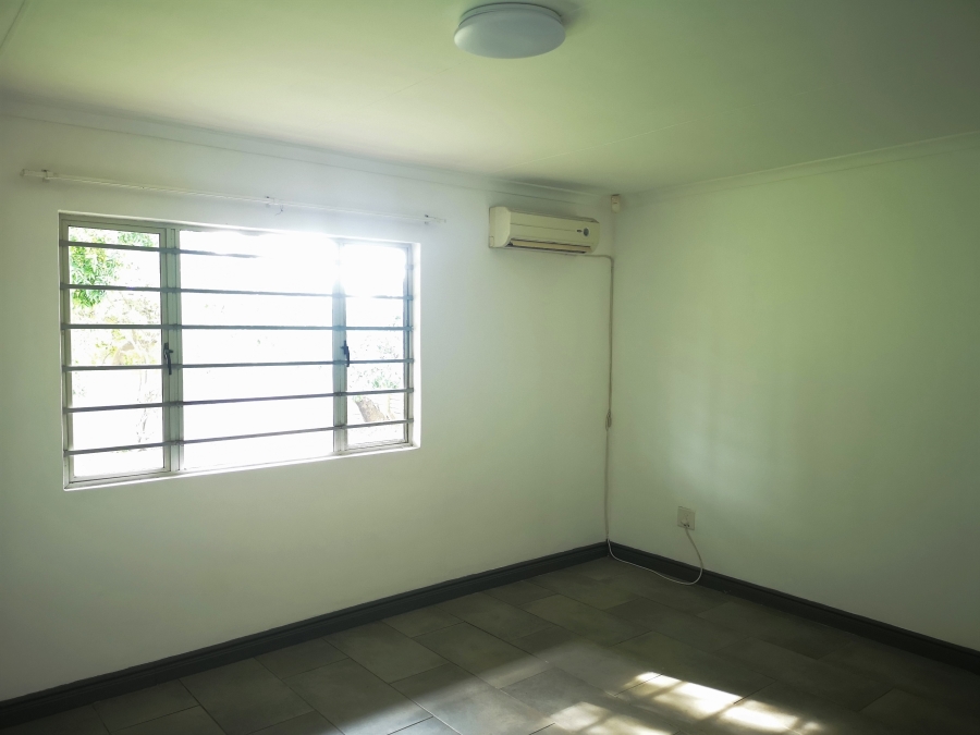 To Let 3 Bedroom Property for Rent in Birdswood KwaZulu-Natal