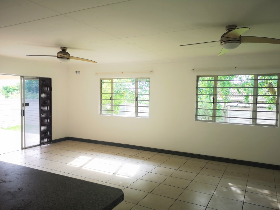 To Let 3 Bedroom Property for Rent in Birdswood KwaZulu-Natal