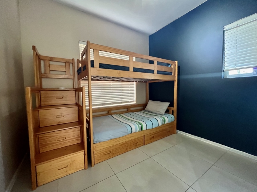 To Let 2 Bedroom Property for Rent in Sheffield Beach KwaZulu-Natal