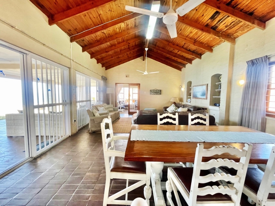 7 Bedroom Property for Sale in Shakas Rock KwaZulu-Natal