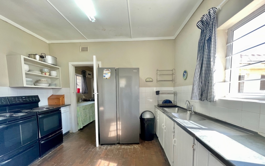 7 Bedroom Property for Sale in Shakas Rock KwaZulu-Natal