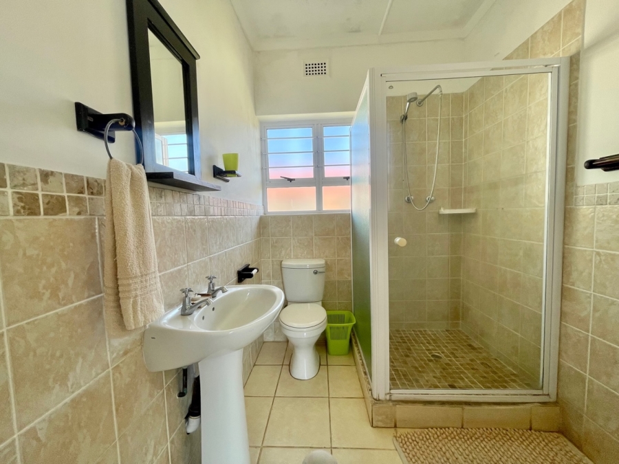 7 Bedroom Property for Sale in Shakas Rock KwaZulu-Natal