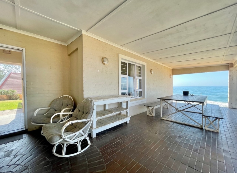 7 Bedroom Property for Sale in Shakas Rock KwaZulu-Natal