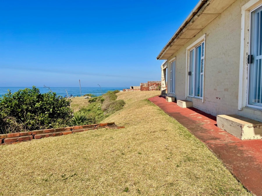 7 Bedroom Property for Sale in Shakas Rock KwaZulu-Natal