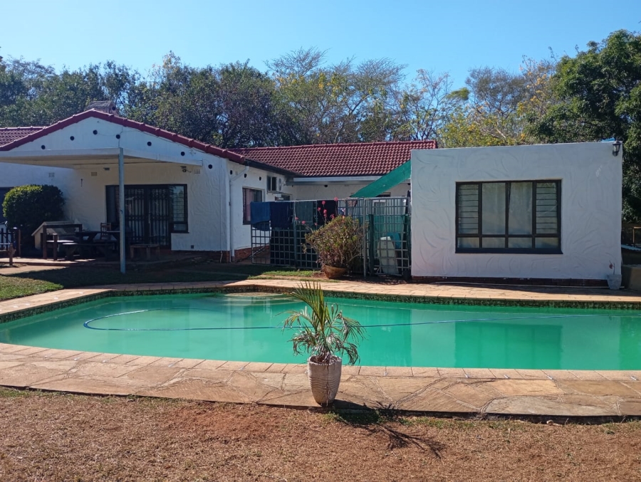 3 Bedroom Property for Sale in Crestview KwaZulu-Natal
