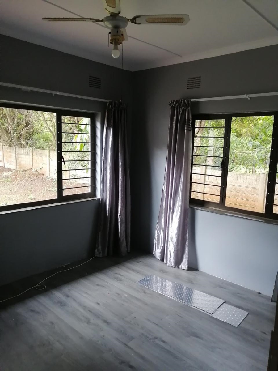 3 Bedroom Property for Sale in Crestview KwaZulu-Natal