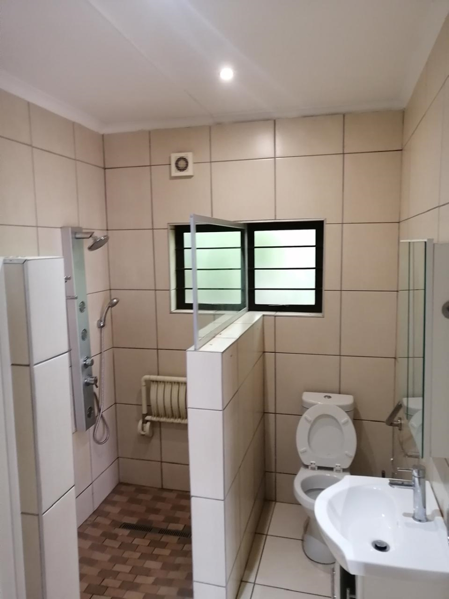 3 Bedroom Property for Sale in Crestview KwaZulu-Natal