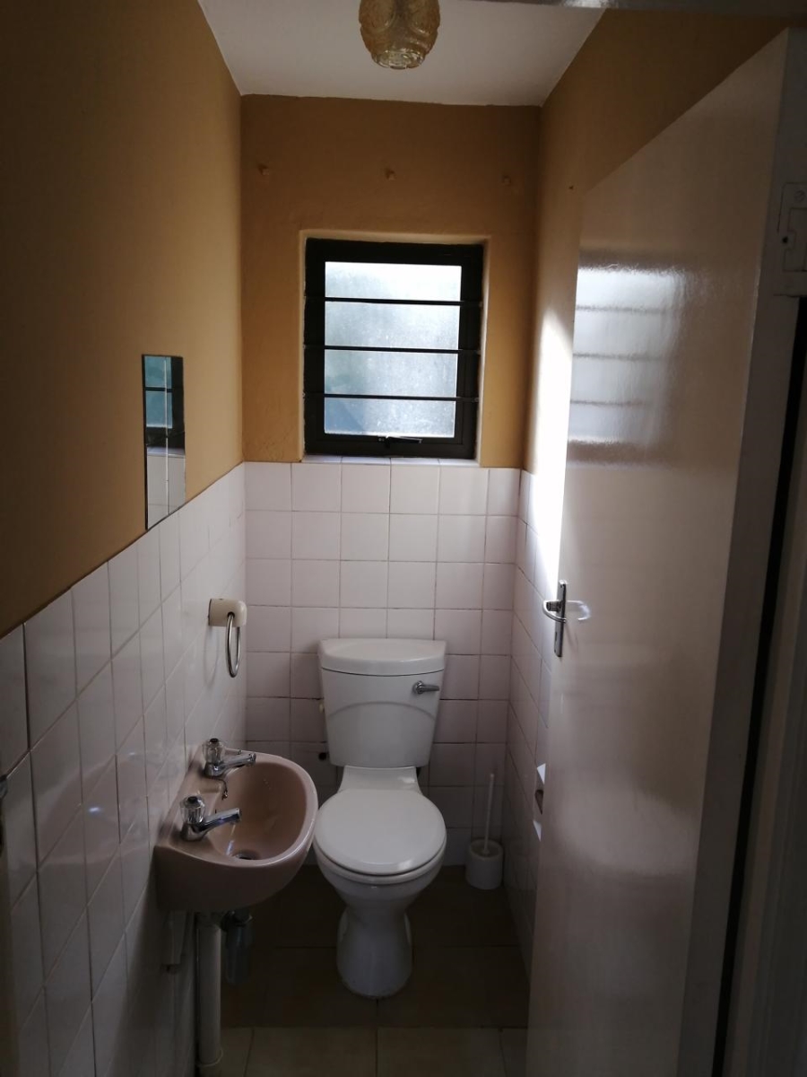 3 Bedroom Property for Sale in Crestview KwaZulu-Natal