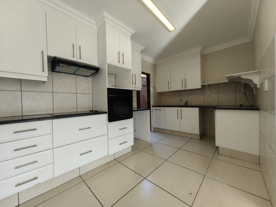 3 Bedroom Property for Sale in Freeland Park KwaZulu-Natal