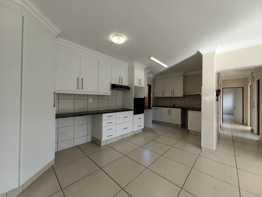 3 Bedroom Property for Sale in Freeland Park KwaZulu-Natal