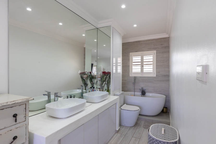 3 Bedroom Property for Sale in La Lucia KwaZulu-Natal