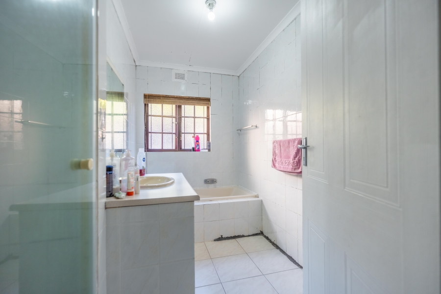 3 Bedroom Property for Sale in New Germany KwaZulu-Natal