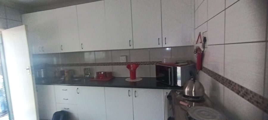 To Let 2 Bedroom Property for Rent in Bluff KwaZulu-Natal