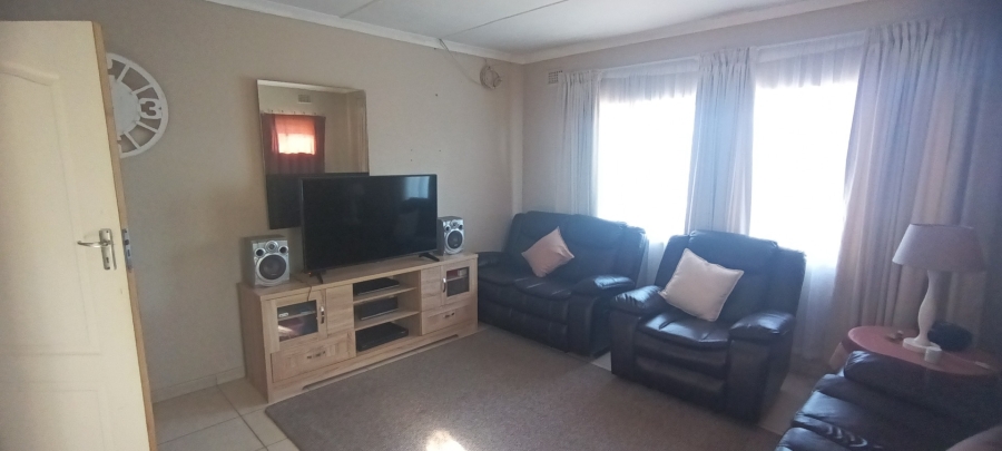 To Let 2 Bedroom Property for Rent in Bluff KwaZulu-Natal