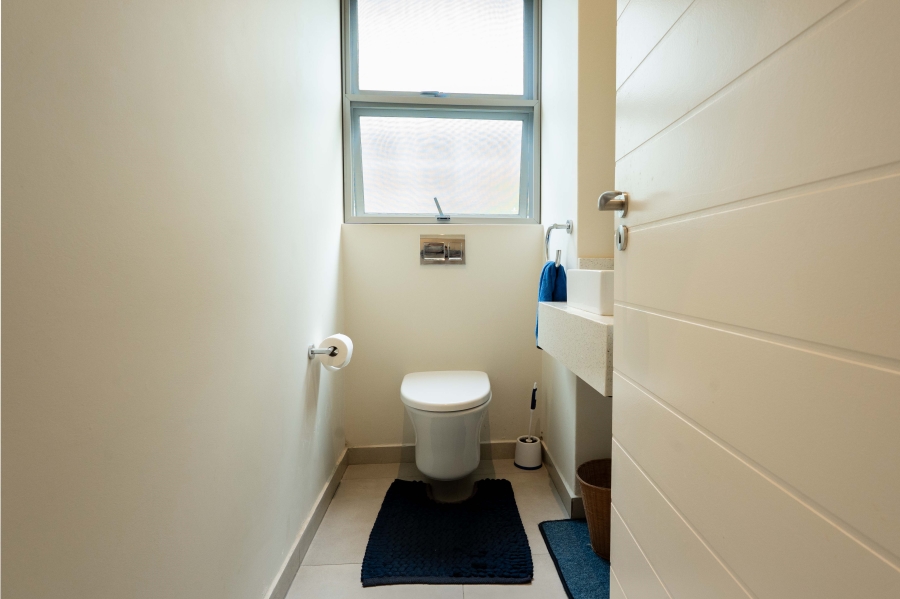 2 Bedroom Property for Sale in Renishaw Hills KwaZulu-Natal