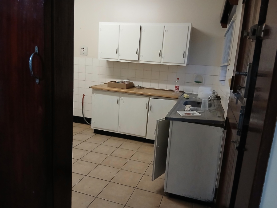 To Let 2 Bedroom Property for Rent in Bluff KwaZulu-Natal