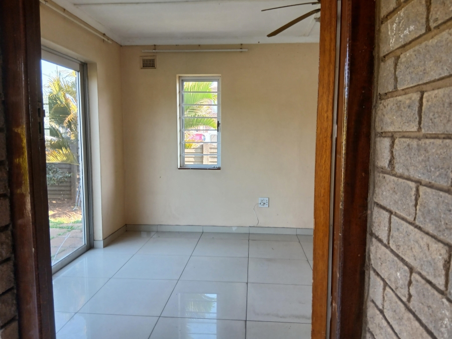 To Let 3 Bedroom Property for Rent in Wentworth KwaZulu-Natal