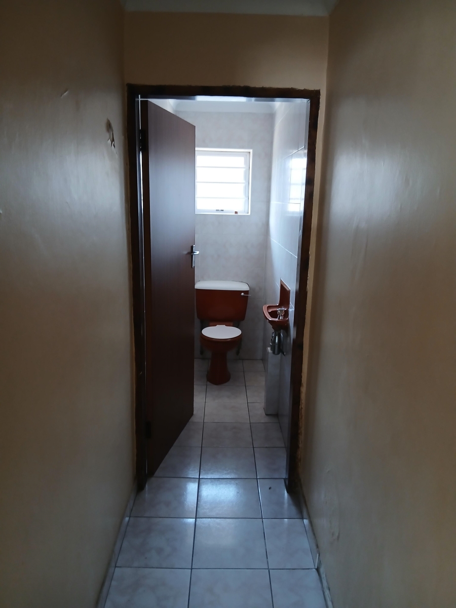 To Let 3 Bedroom Property for Rent in Wentworth KwaZulu-Natal