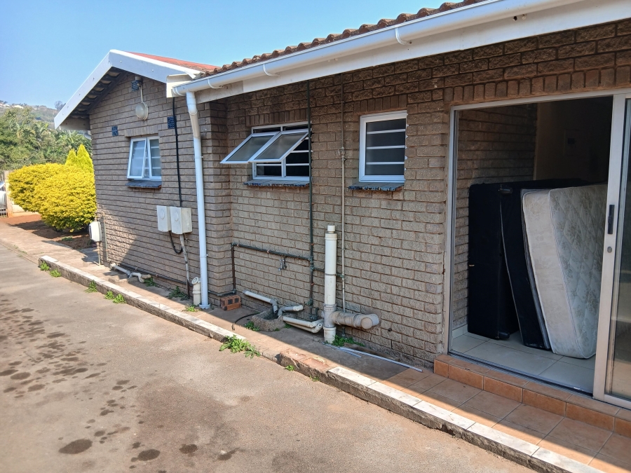 To Let 3 Bedroom Property for Rent in Wentworth KwaZulu-Natal
