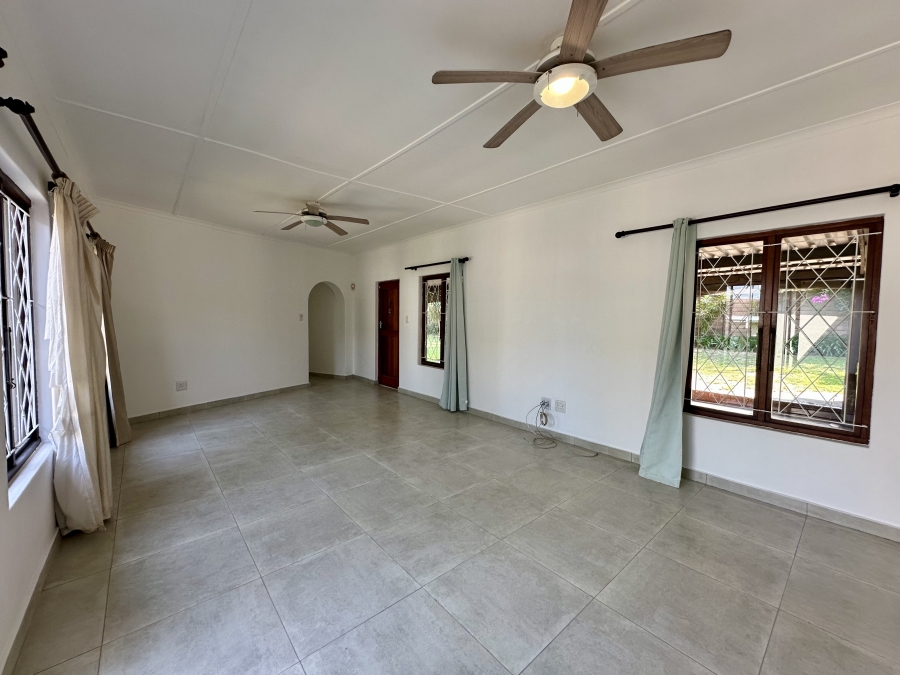 4 Bedroom Property for Sale in Meer En See KwaZulu-Natal