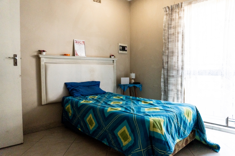 6 Bedroom Property for Sale in Tugela Mouth KwaZulu-Natal