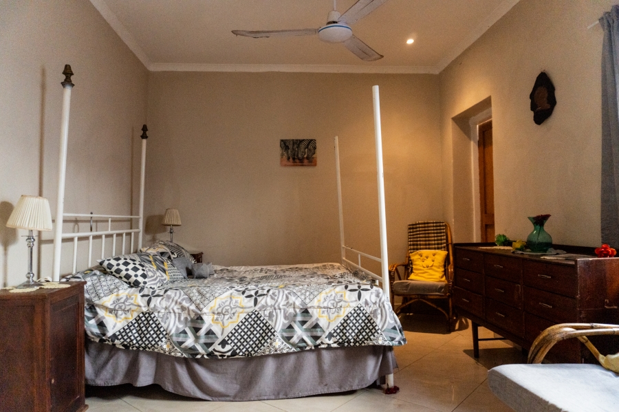 6 Bedroom Property for Sale in Tugela Mouth KwaZulu-Natal