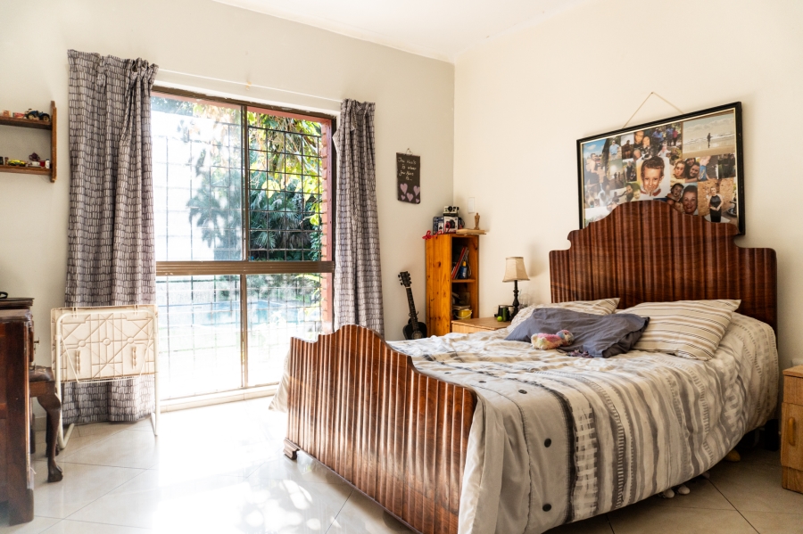 6 Bedroom Property for Sale in Tugela Mouth KwaZulu-Natal