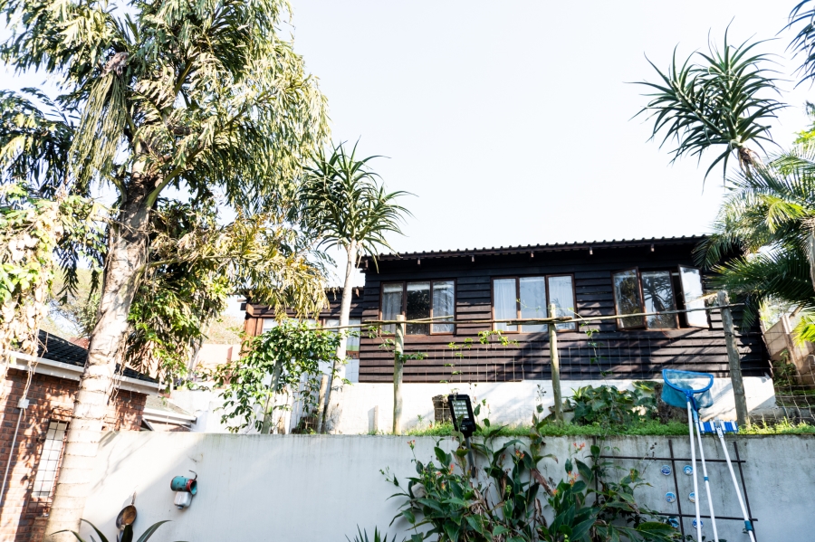 6 Bedroom Property for Sale in Tugela Mouth KwaZulu-Natal