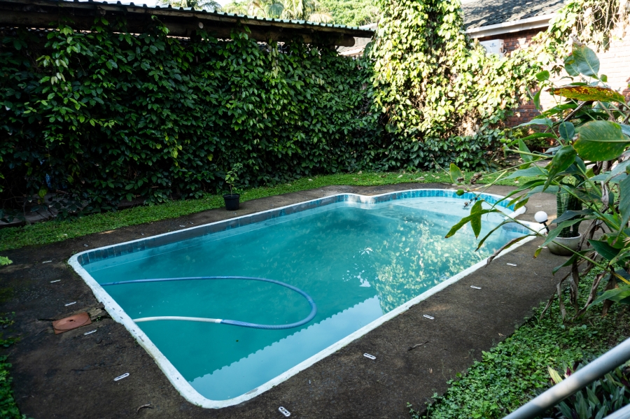 6 Bedroom Property for Sale in Tugela Mouth KwaZulu-Natal