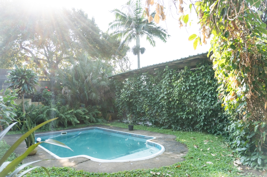 6 Bedroom Property for Sale in Tugela Mouth KwaZulu-Natal