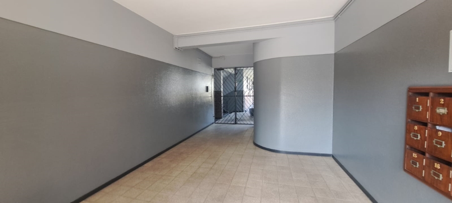 To Let 1 Bedroom Property for Rent in Glenwood KwaZulu-Natal