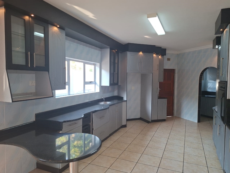 3 Bedroom Property for Sale in Oslo Beach KwaZulu-Natal