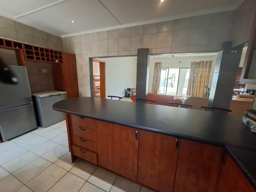 5 Bedroom Property for Sale in Ramsgate KwaZulu-Natal