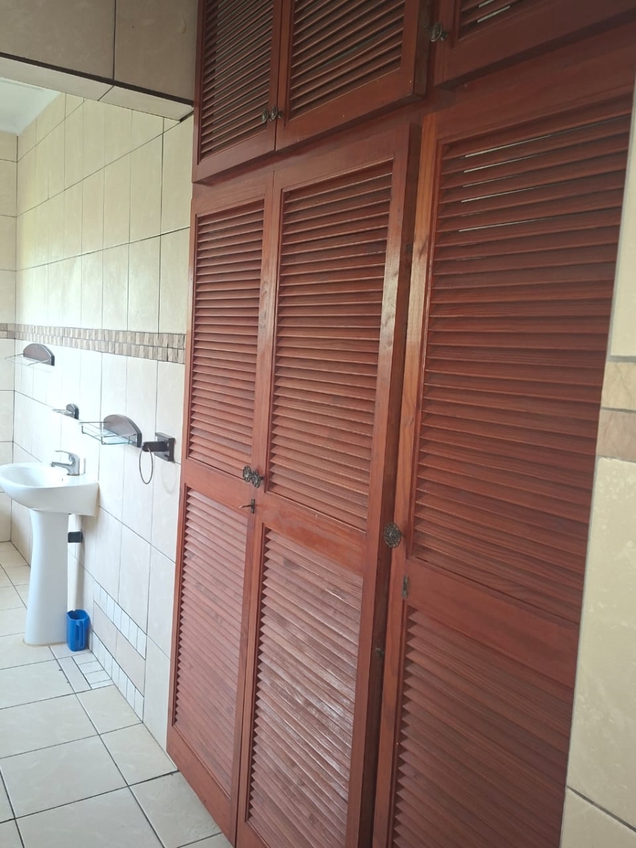 5 Bedroom Property for Sale in Ramsgate KwaZulu-Natal