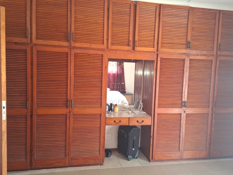 5 Bedroom Property for Sale in Ramsgate KwaZulu-Natal