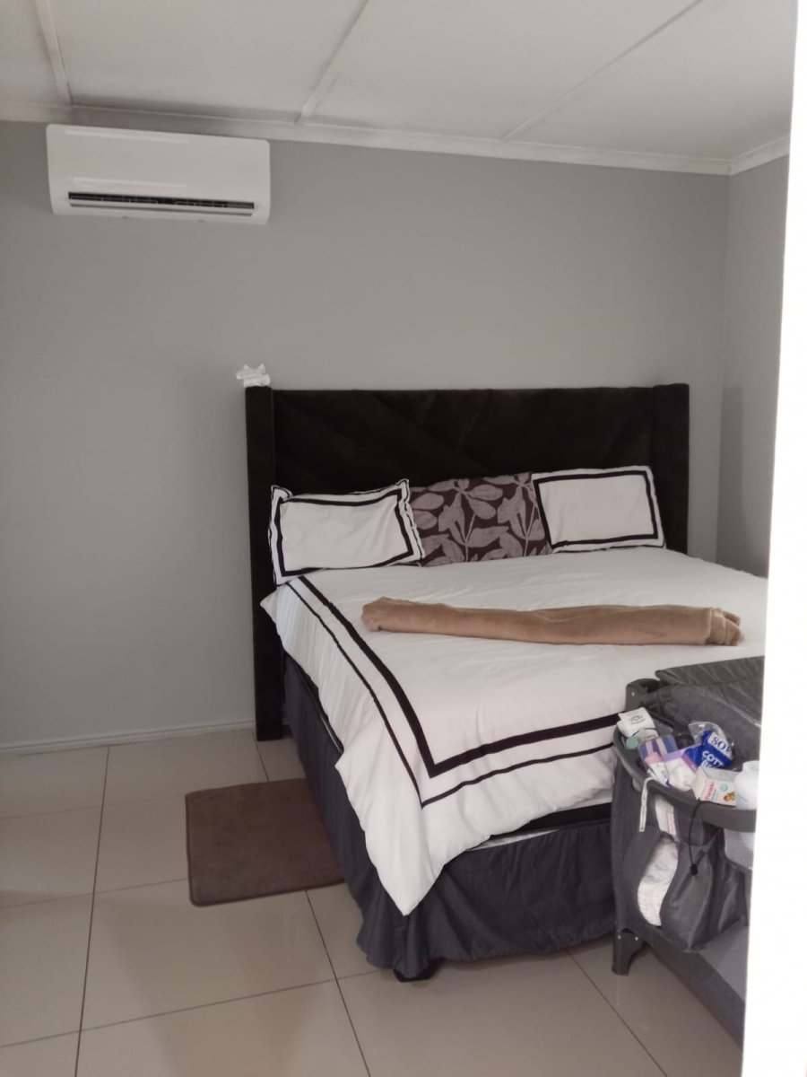 2 Bedroom Property for Sale in Birdswood KwaZulu-Natal