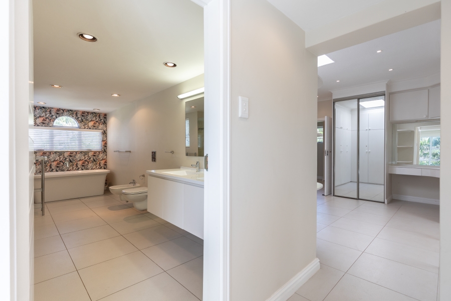 4 Bedroom Property for Sale in Umhlanga KwaZulu-Natal