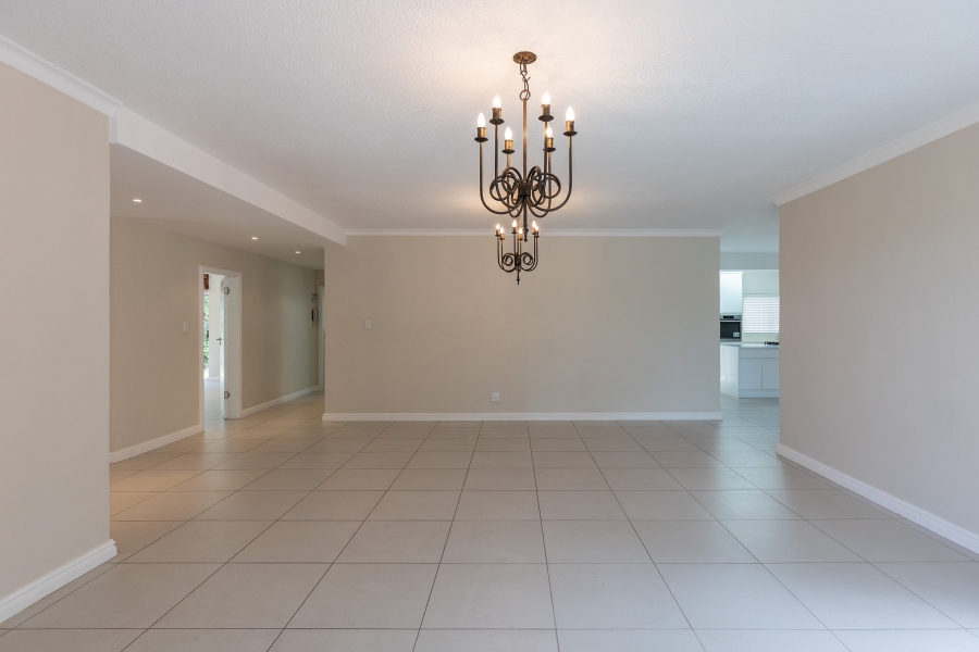 4 Bedroom Property for Sale in Umhlanga KwaZulu-Natal