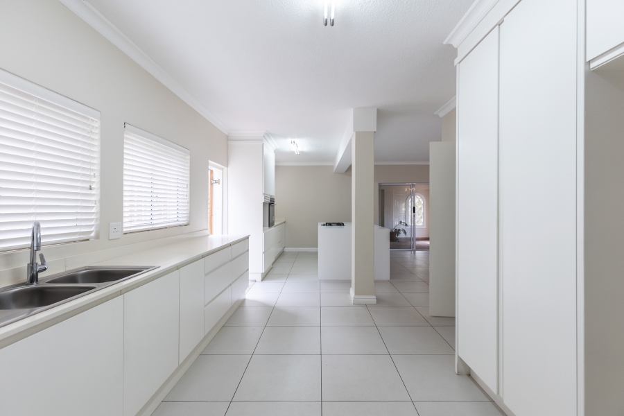 4 Bedroom Property for Sale in Umhlanga KwaZulu-Natal